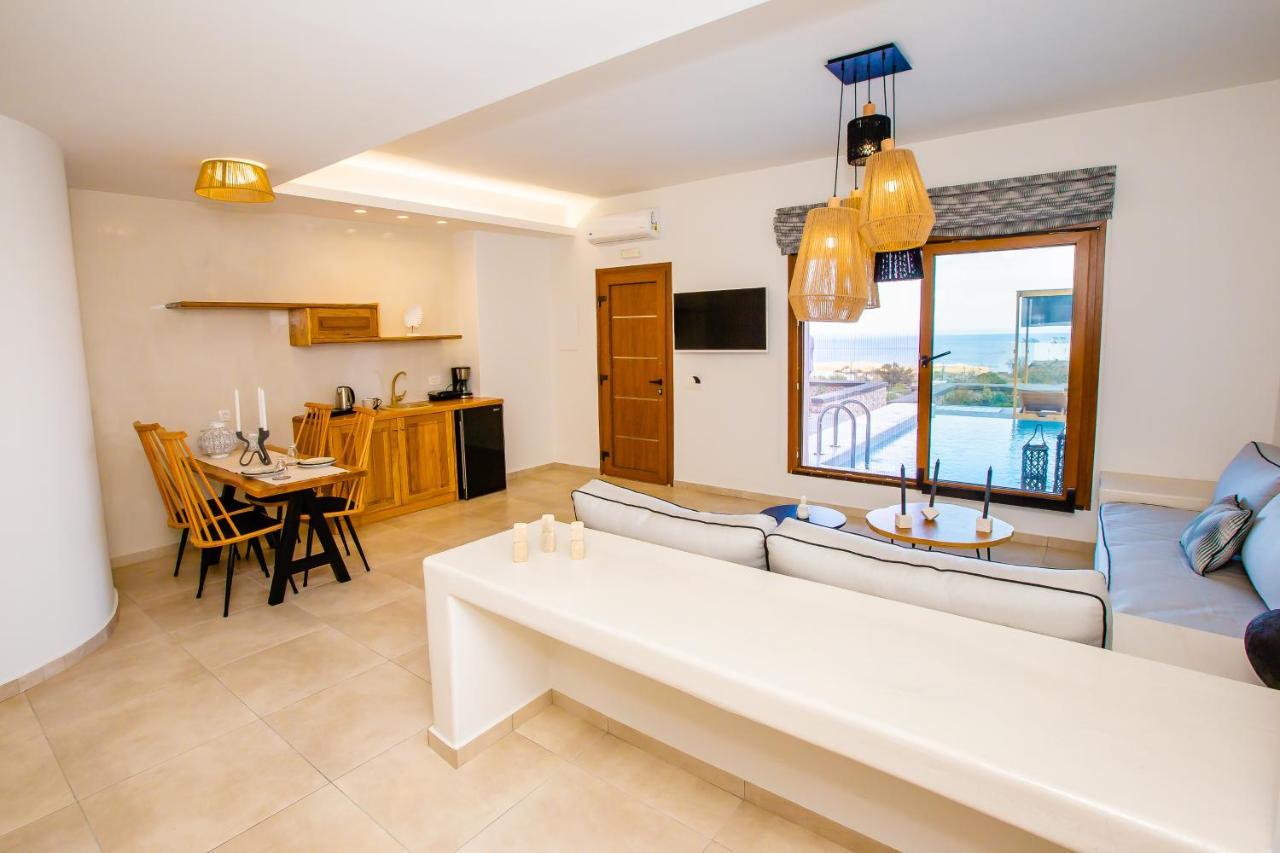 Perla Nera Apartment Fira (Santorini)